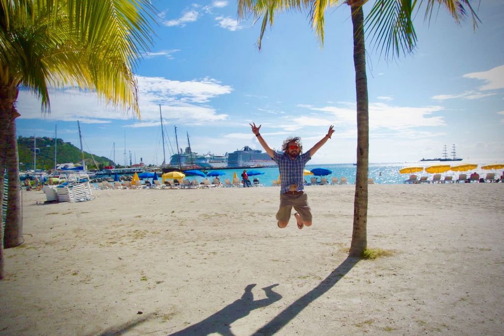 Image for Jumping in Sint Maarten