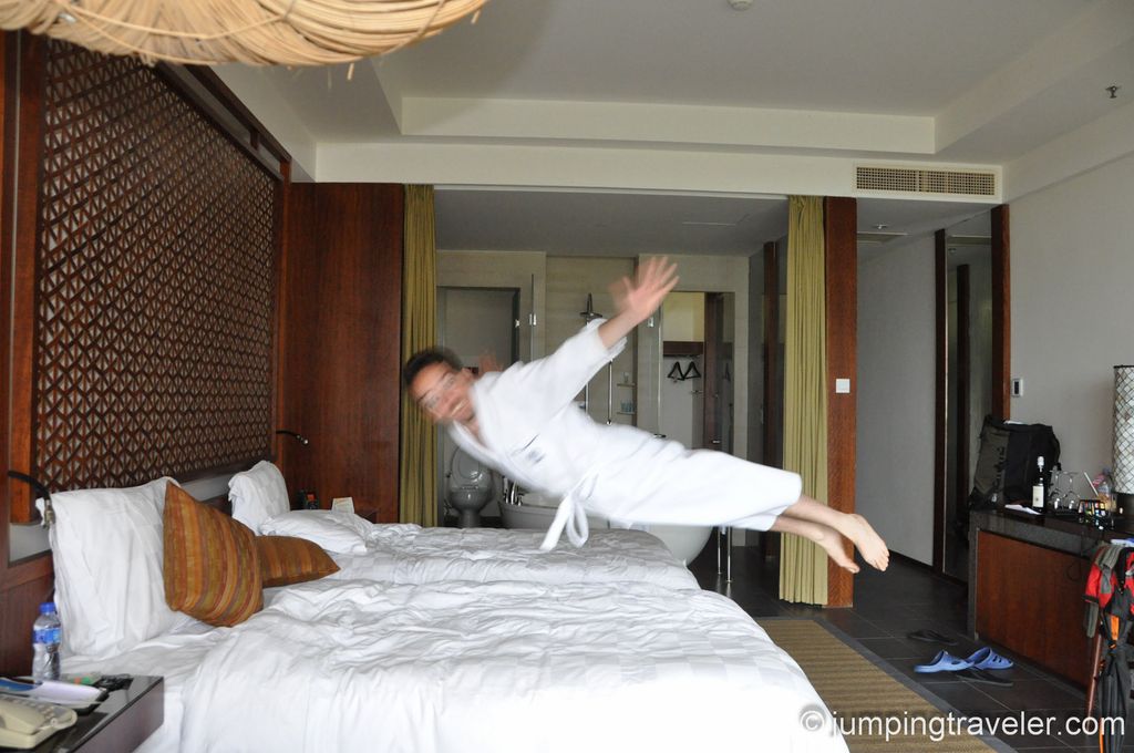 Image for Jumping in Sanya's "Tropical Paradise"