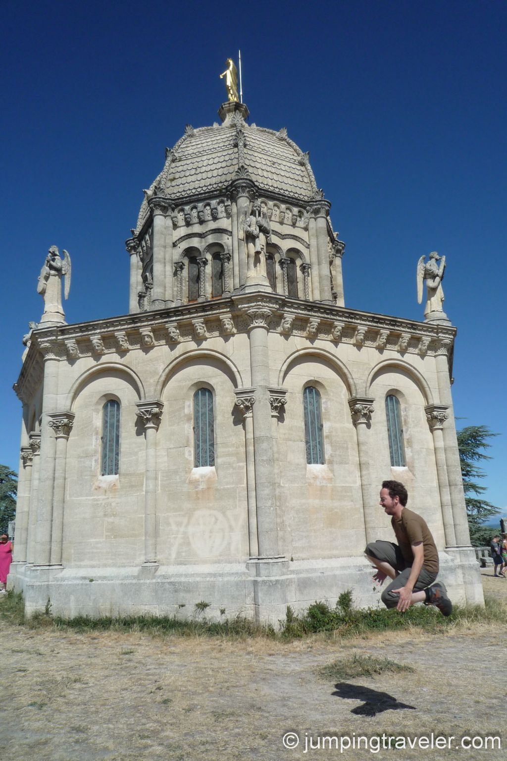 Image for Jumping in Forcalquier