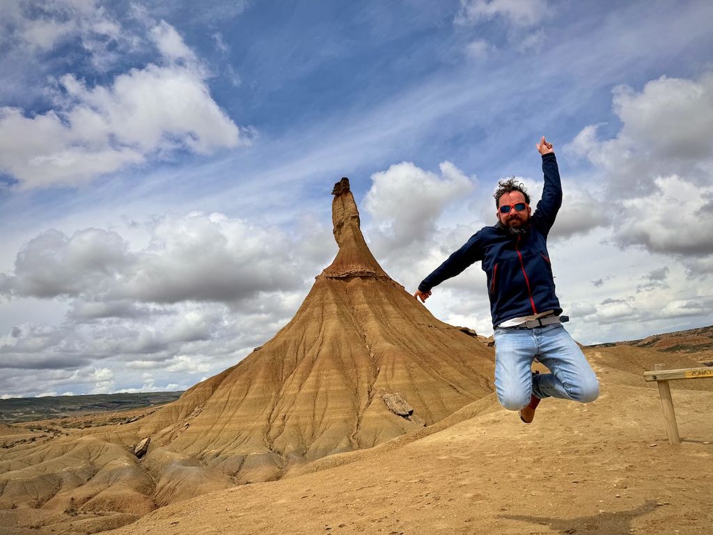 Sly jumping in front of the Cabezo Castildetierra, but from another side