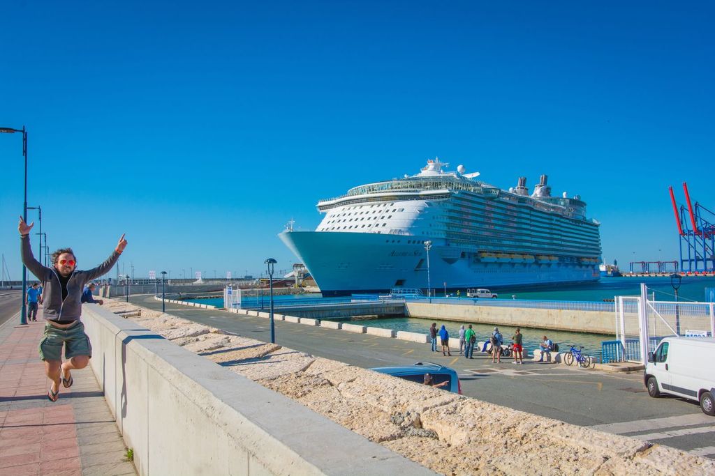 Image for Jumping in Málaga