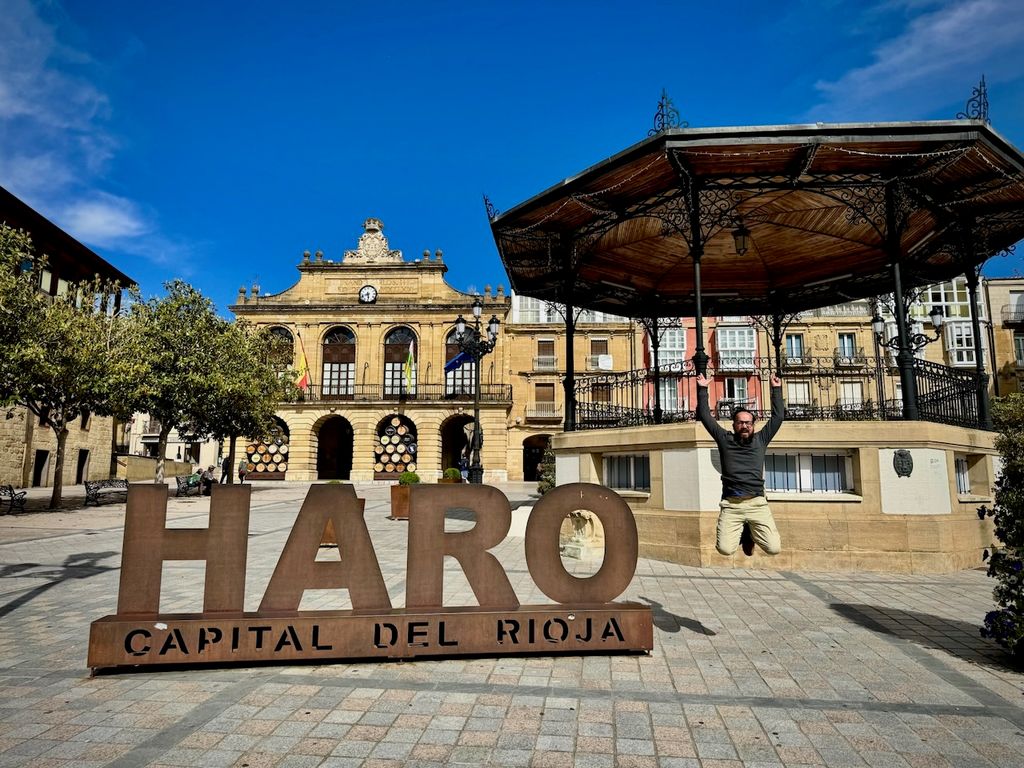 Image for Jumping in Rioja's capital